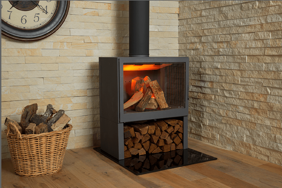 Печь-камин с большой топкой