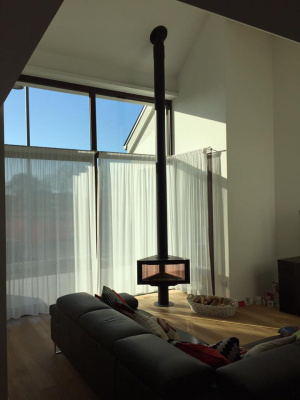 Дровяной камин ROCAL Born центральный в черном цвете стальной